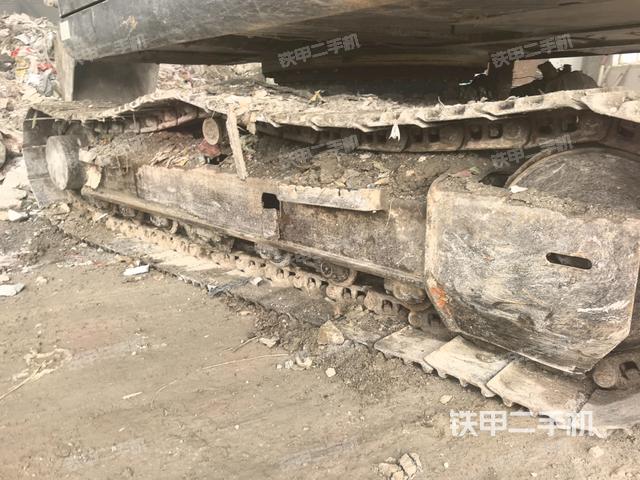 右侧履带整体（行走机构）