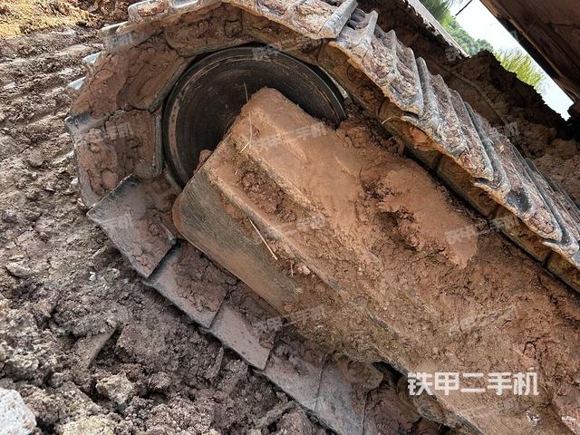 右側(cè)行走馬達(dá)蓋板（行走機(jī)構(gòu)）