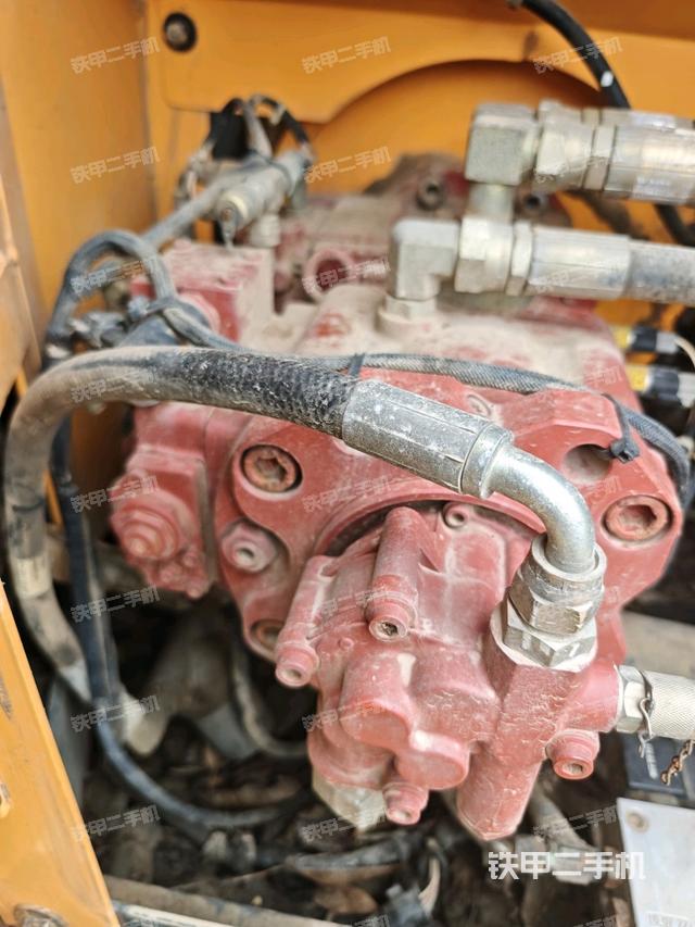 液压泵室（大件舱室）