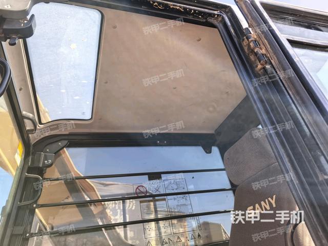  驾驶室正侧（驾驶室部分）