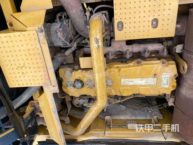 發(fā)動(dòng)機(jī)整體俯視（整機(jī)外觀）