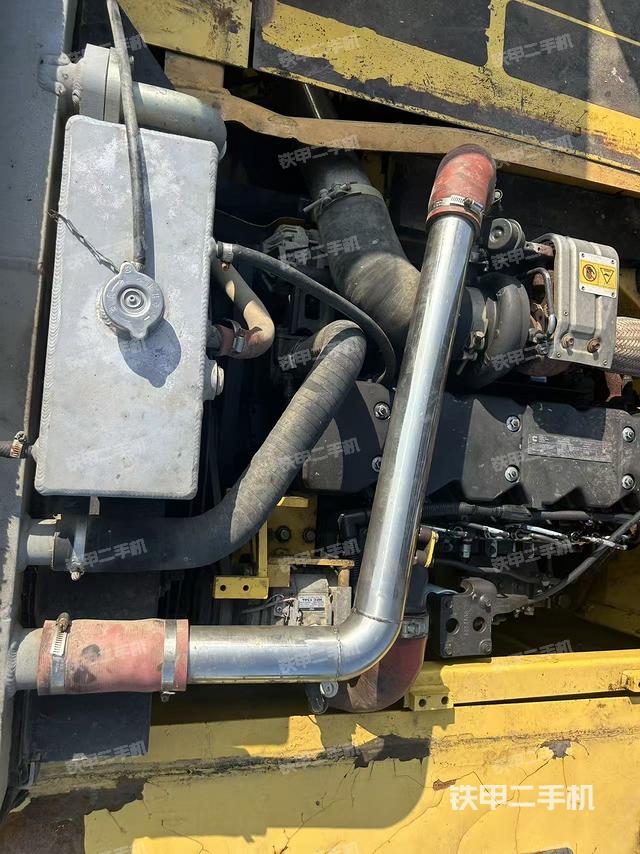 发动机整体俯视（整机外观）