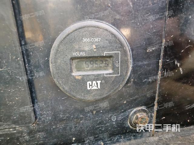 駕駛室頂部（整機(jī)外觀）