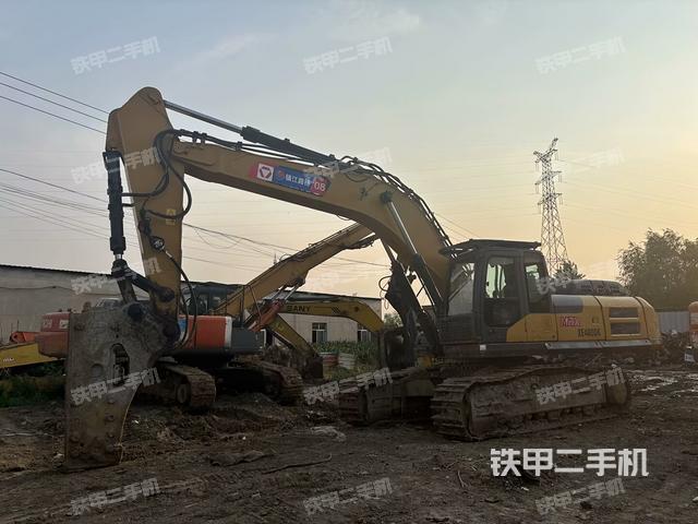 徐工XE380DK挖掘机