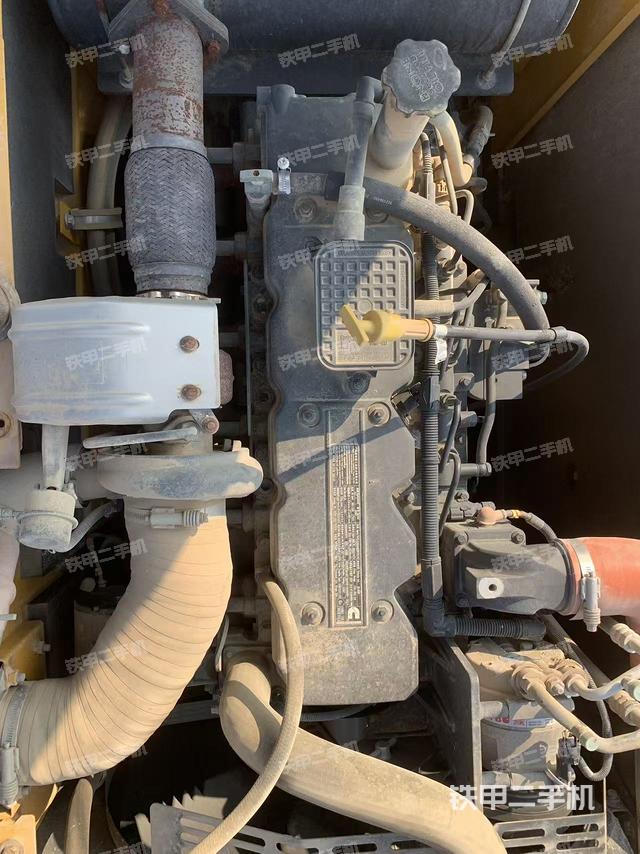 發(fā)動(dòng)機(jī)整體俯視（整機(jī)外觀）