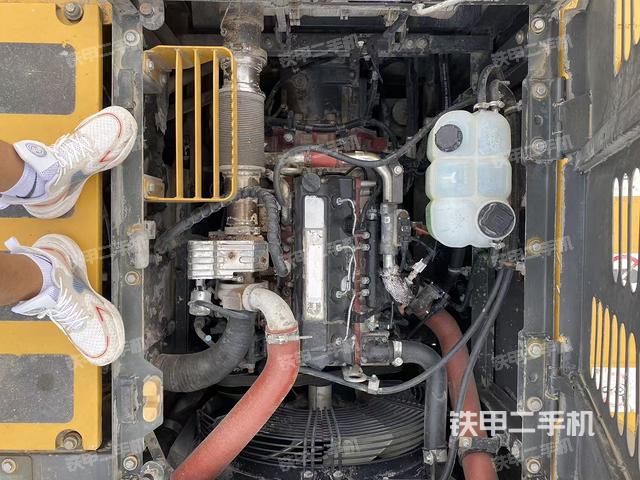 发动机整体俯视（整机外观）