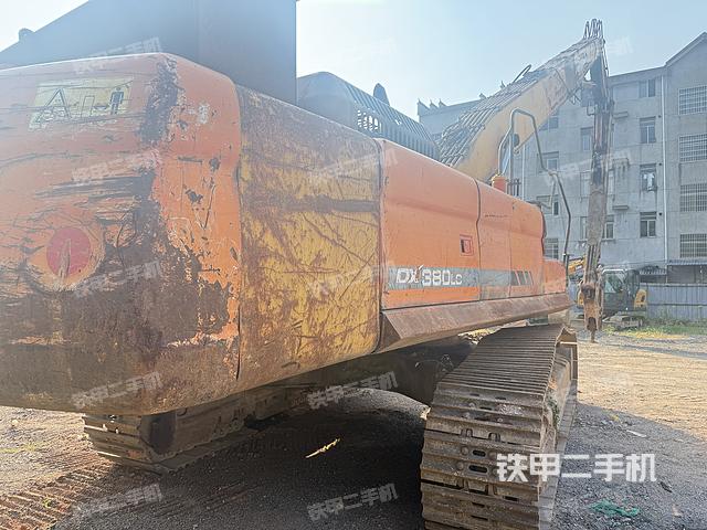 整机右后45°(整机外观) 整机右后45°(整机外观)