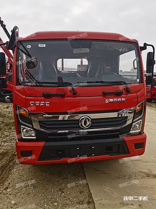 东风4X2平板运输车实拍图片