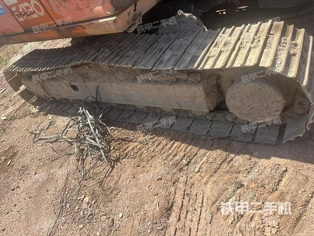 单侧履带整体（整机外观）