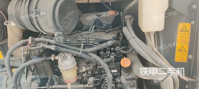 驾驶室整体（整机外观）