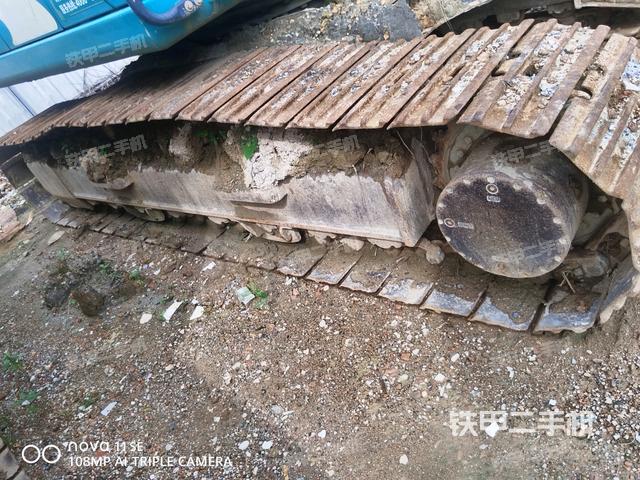 右驱动轮（行走机构）