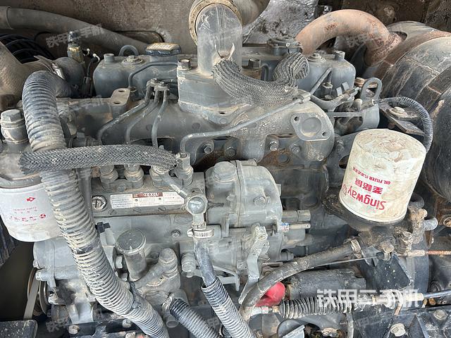 发动机整体俯视（整机外观）