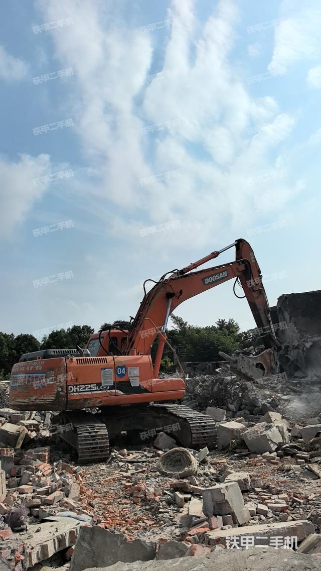 整机右后45°（整机外观）