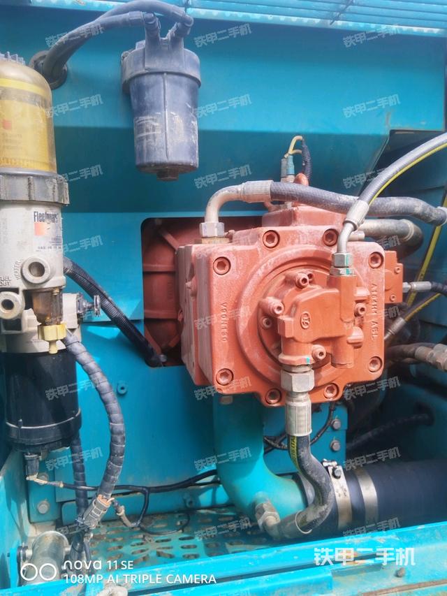 液压泵室（大件舱室）