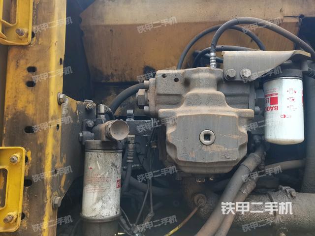 液压泵斜45 左(大件舱室) 液压泵斜45 左(大件舱室)