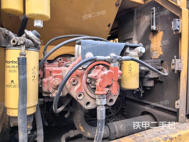 電瓶（大件艙室）