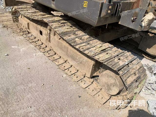 单侧履带整体（整机外观）