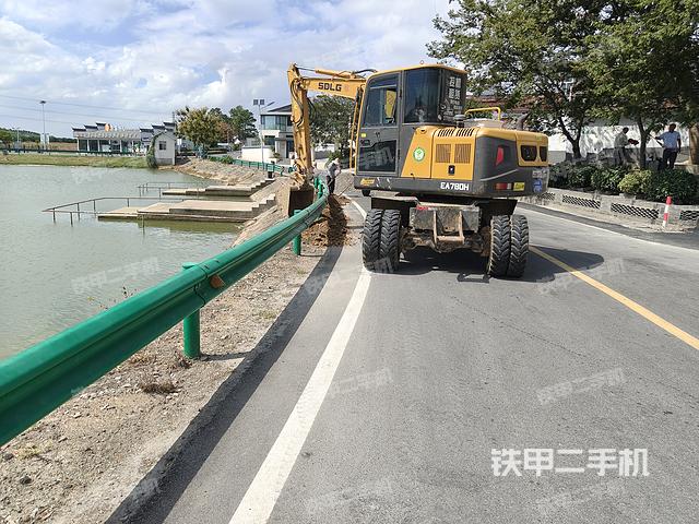 单侧履带整体（整机外观）