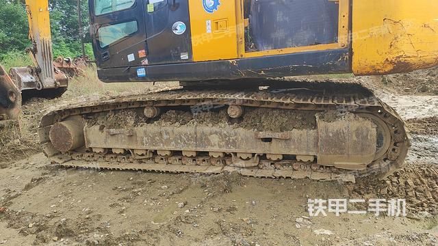 单侧履带整体（整机外观）