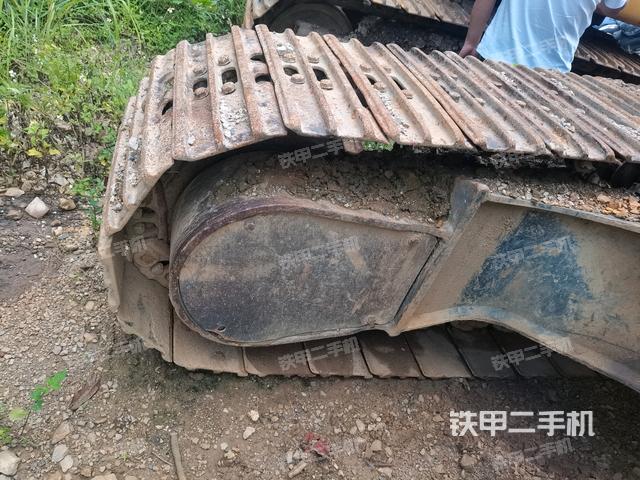 右侧行走马达盖板(行走机构) 右侧行走马达盖板(行走机构)