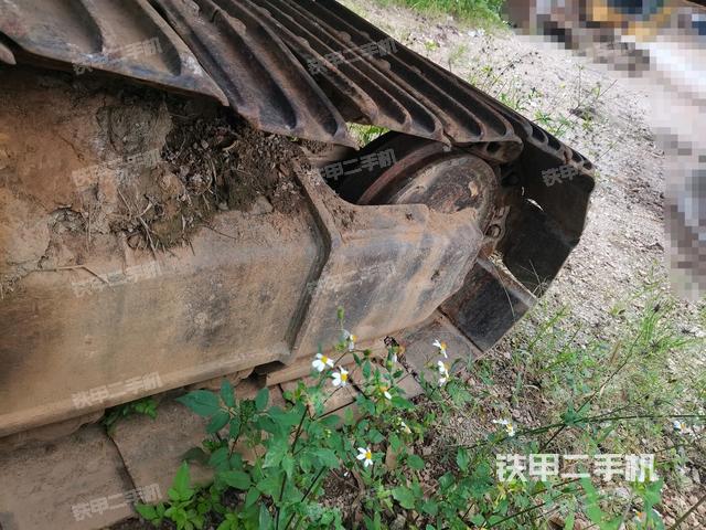 右导向轮(行走机构) 右导向轮(行走机构)