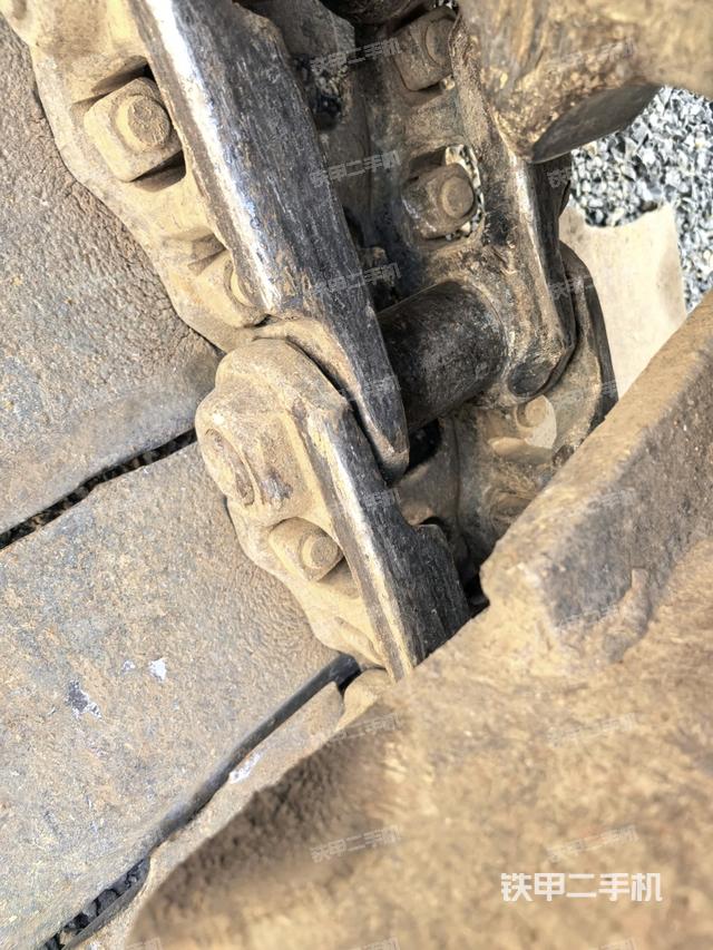 左導(dǎo)向輪（行走機(jī)構(gòu)）