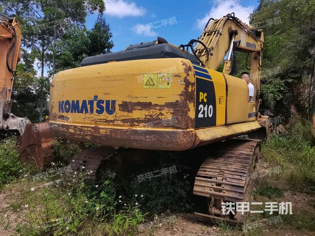 右后45(整机外观) 右后45(整机外观)
