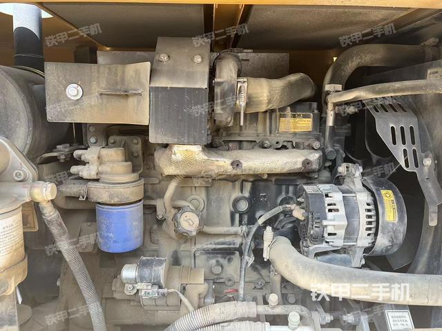 發(fā)動(dòng)機(jī)整體俯視（整機(jī)外觀）