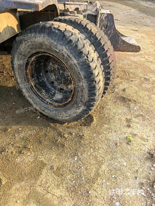 左驅動輪（行走機構）