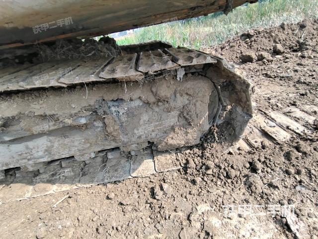 右侧行走马达盖板(行走机构) 右侧行走马达盖板(行走机构)