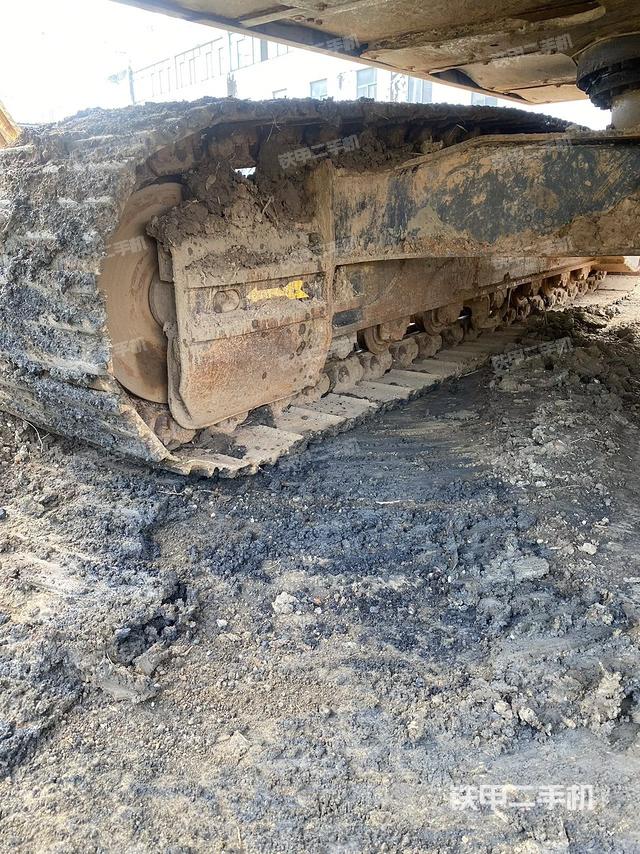 单侧履带整体（整机外观）