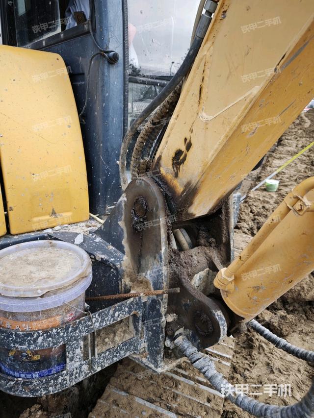 大臂根部 斜（工作和回转装置）