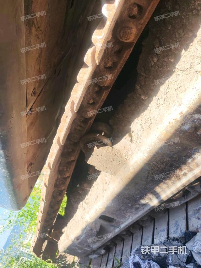 右導向輪（行走機構(gòu)）