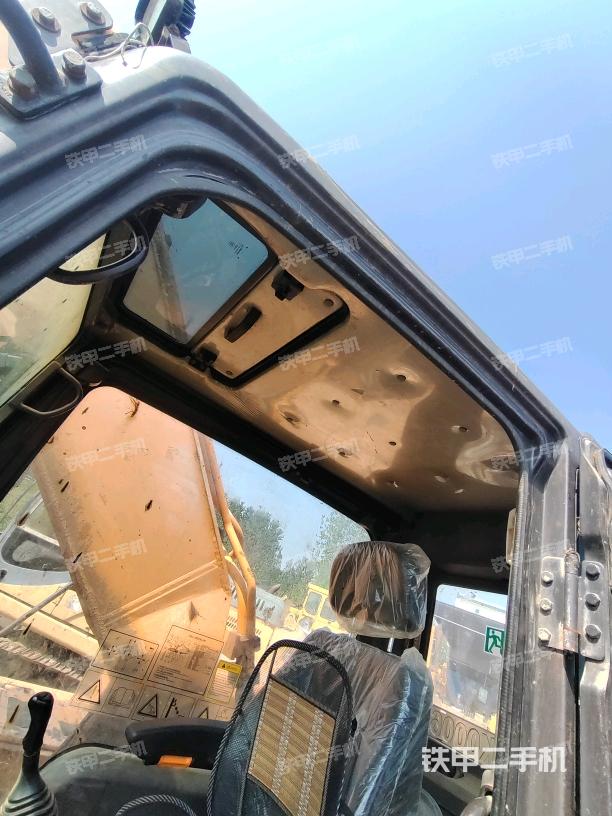 顶棚整体（驾驶室部分）