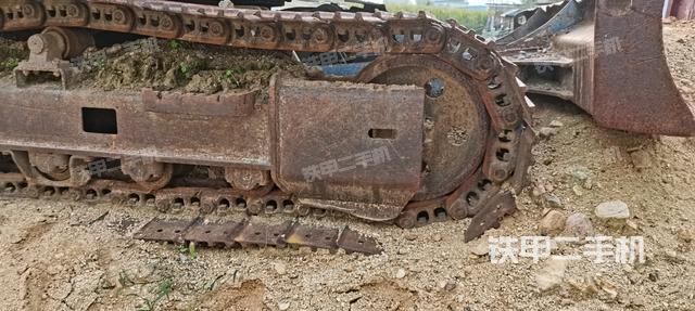 单侧履带整体（整机外观）