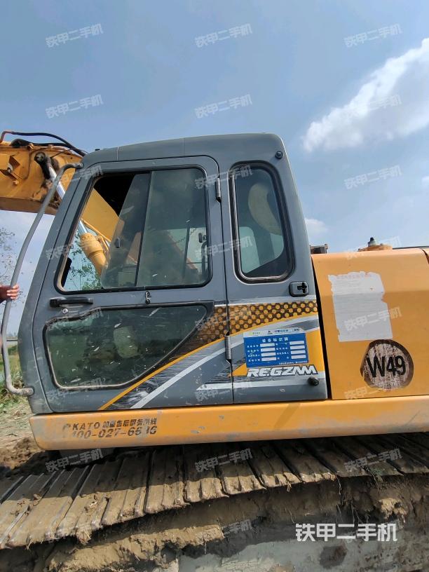 驾驶室正侧(驾驶室部分) 驾驶室正侧(驾驶室部分)