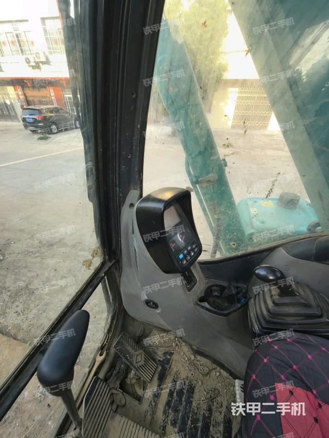 显示屏 （驾驶室部分）