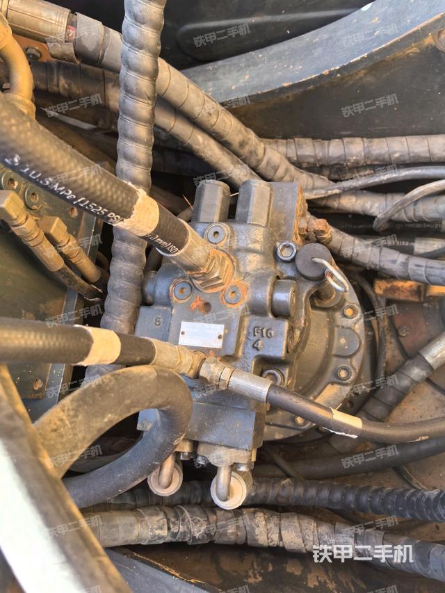 回轉(zhuǎn)馬達（上車部件）