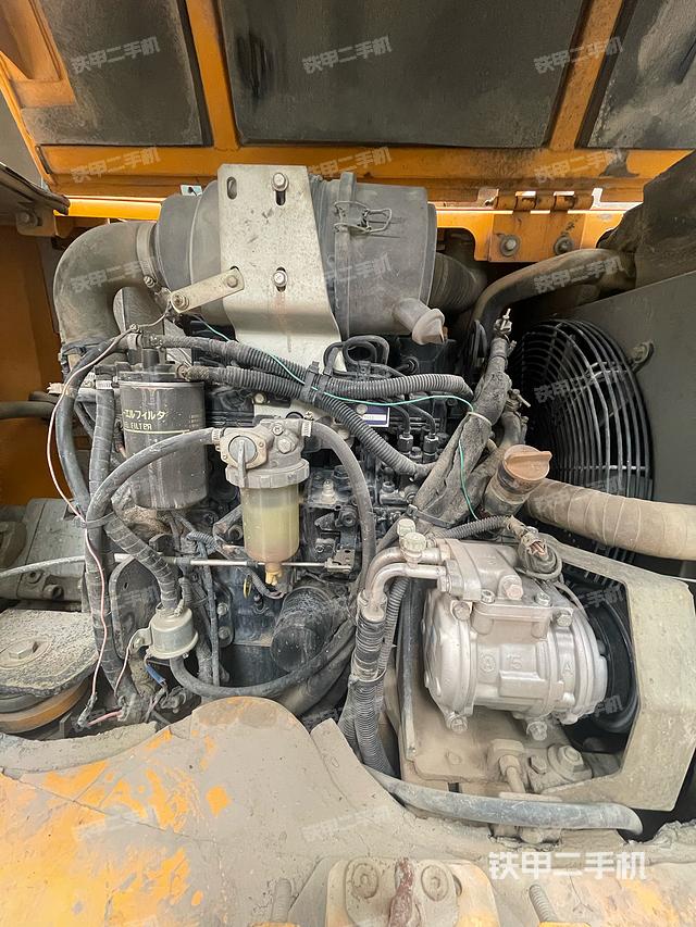 发动机整体俯视（整机外观）