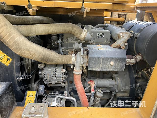 发动机整体俯视（整机外观）