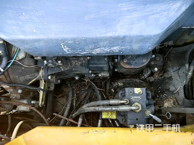 液压泵室(大件舱室) 液压泵室(大件舱室)