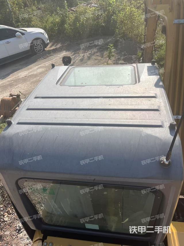 駕駛室頂部（整機(jī)外觀）