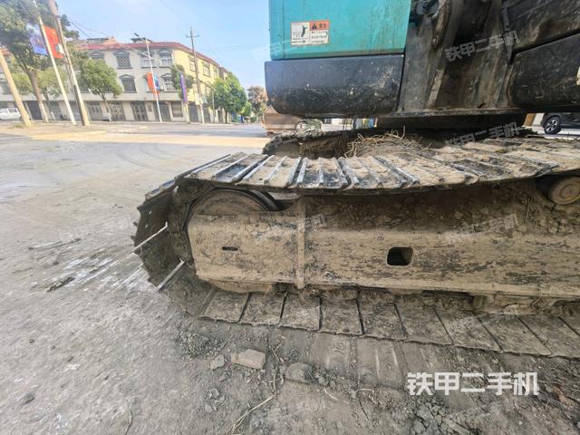 左驱动轮（行走机构）