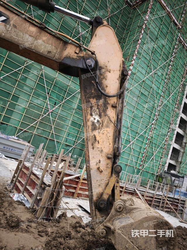 小臂整體左后（工作和回轉(zhuǎn)裝置）