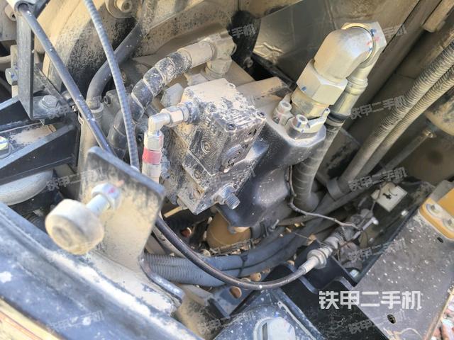 液壓泵室（大件艙室）