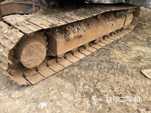 左側(cè)履帶整體?（行走機(jī)構(gòu)）