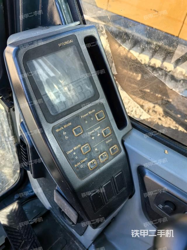 顯示屏?（駕駛室部分）