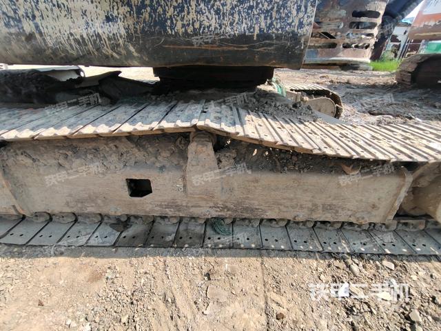 左驱动轮（行走机构）