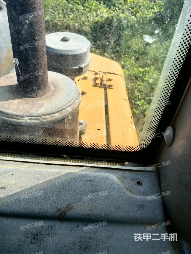 后窗玻璃角标(驾驶室部分) 后窗玻璃角标(驾驶室部分)