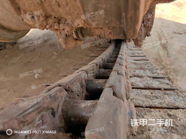 單側(cè)履帶整體（整機(jī)外觀）